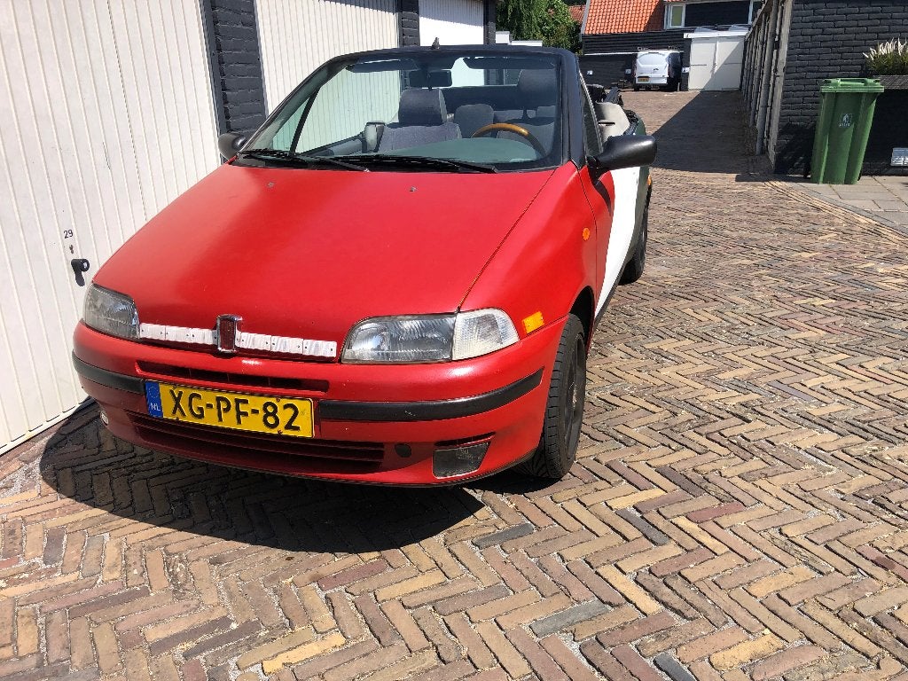 Fiat Punto 1.6 ELX Cabrio 1996, Auto's, Voorwielaandrijving, 1581 cc, 40 €/maand, Cabriolet