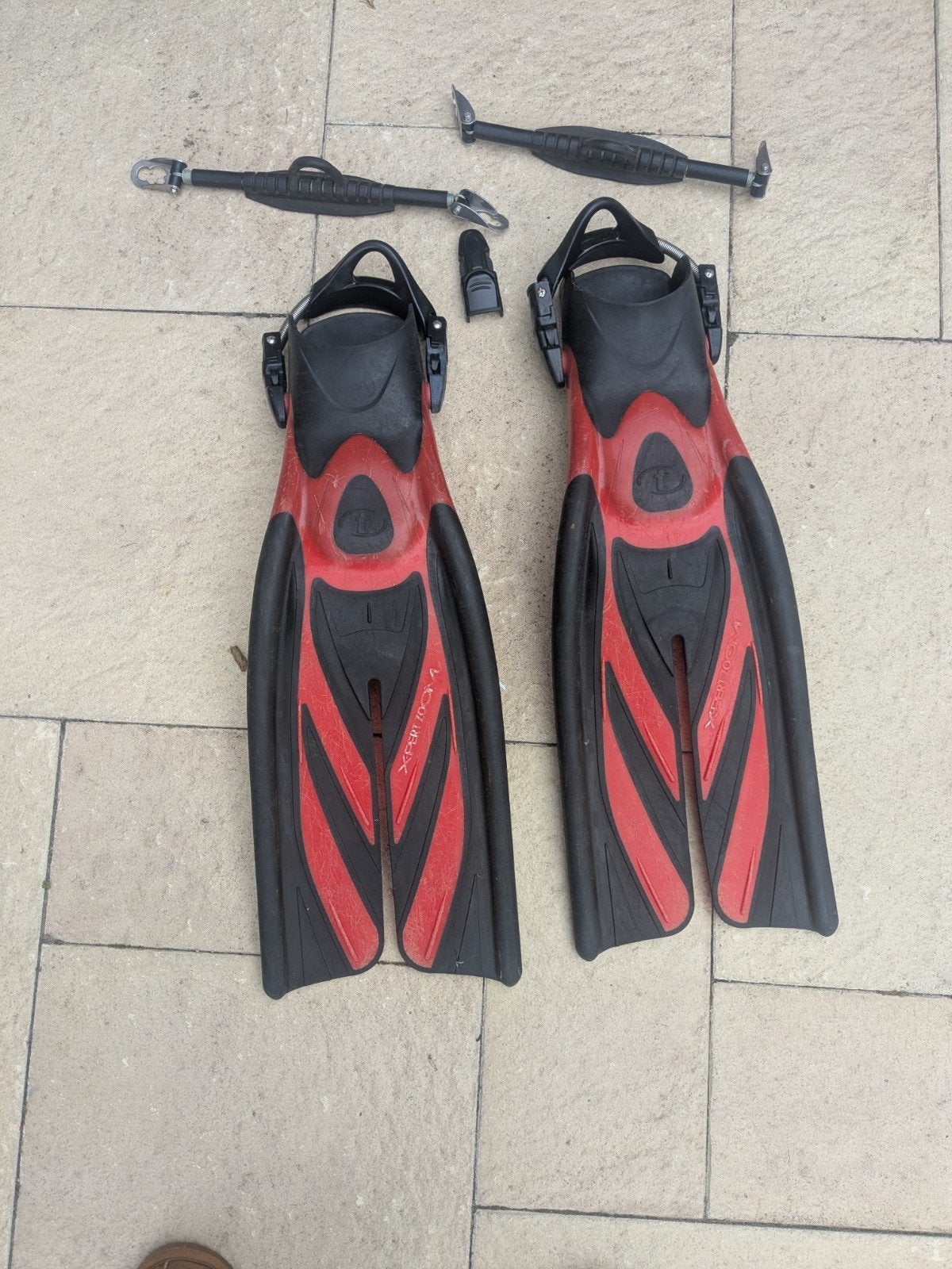 Tusa L/XL Duikvinnen met reserveonderdelen, Watersport en Boten, Ophalen of Verzenden, Gebruikt, Zwem- of Duikvliezen