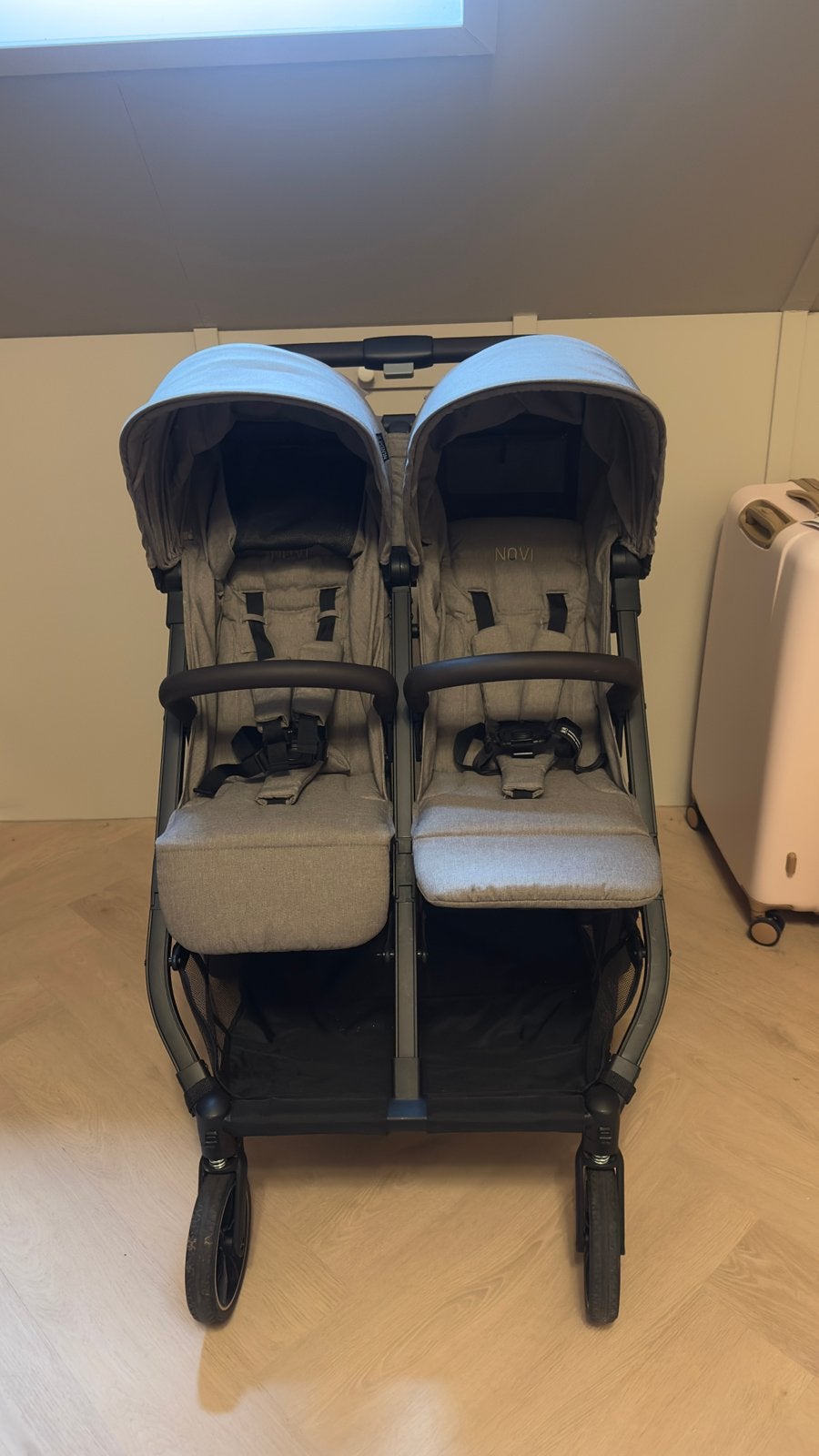 Novi Scott V2 duo buggy / kinderwagen, Ophalen, Zo goed als nieuw, Kinderwagen of Buggy