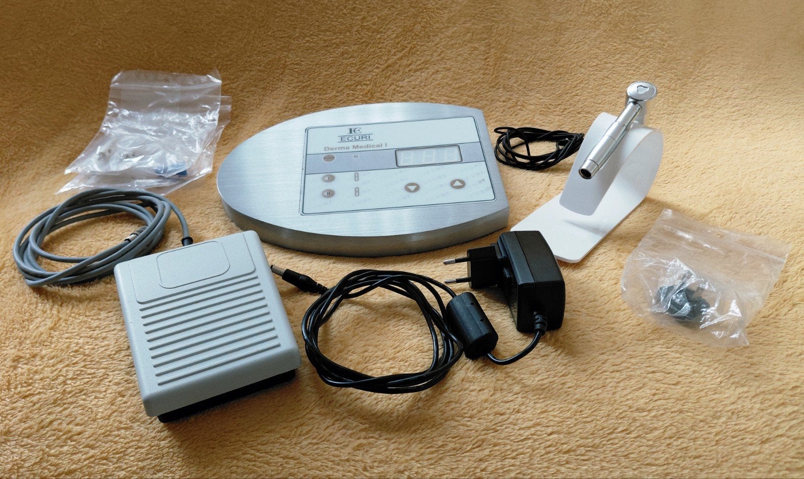 ECURI Derma Medical 1  Pmu Microneedling Apparaat, Ophalen