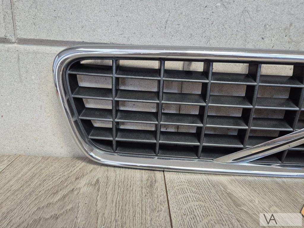 Volvo S40 en V50 2004 - 2007 blokjesgrille grille €100 mooi, Gebruikt, -, -, Ophalen of Verzenden