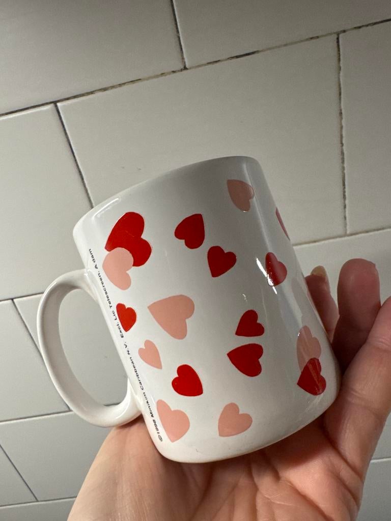 Liefde is... Moederdag Mok met Hartjes, Ophalen of Verzenden, Gebruikt