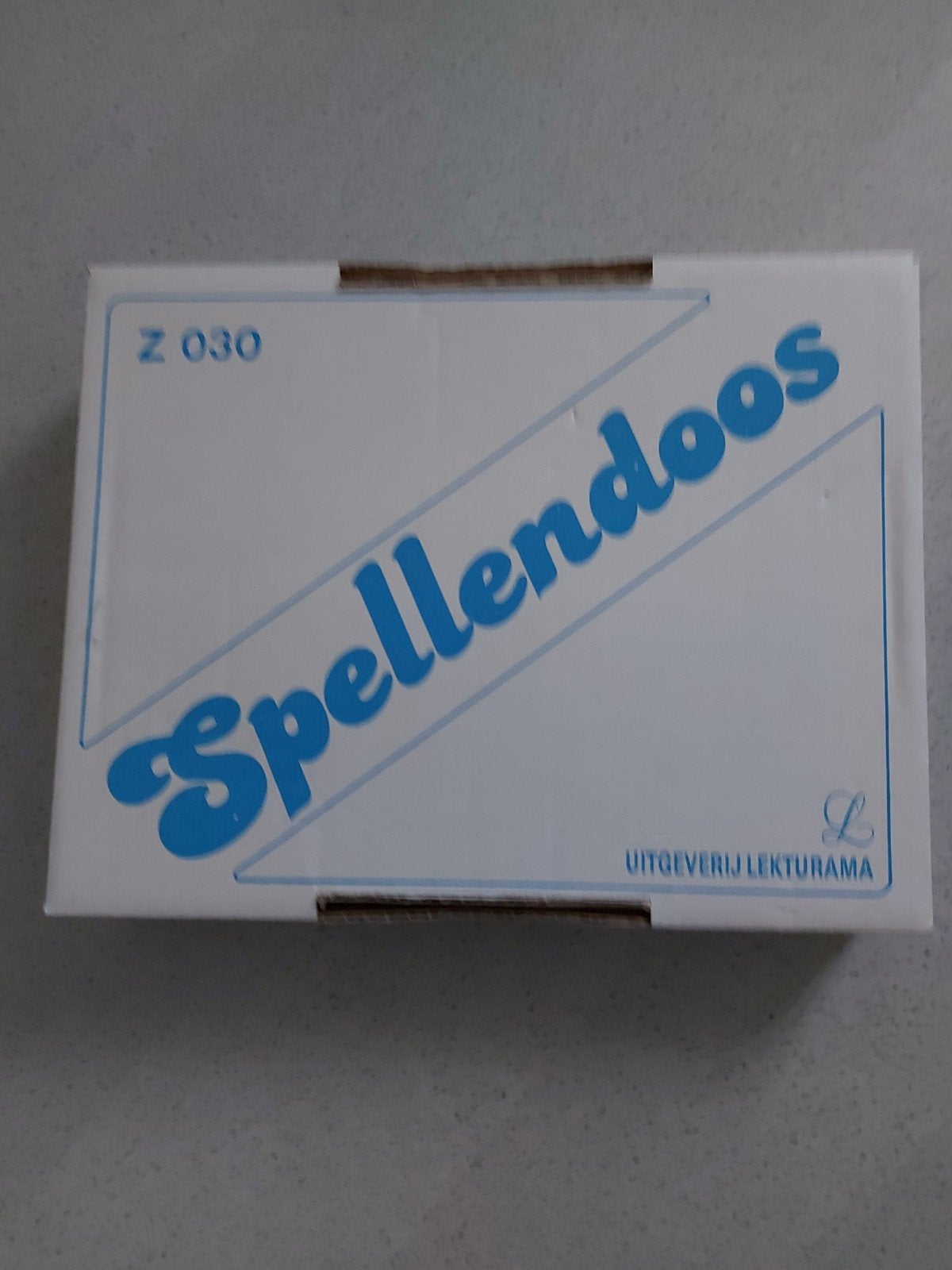 Spellendoos met Diverse Spellen NIEUW, Hobby en Vrije tijd, Ophalen of Verzenden, Nieuw
