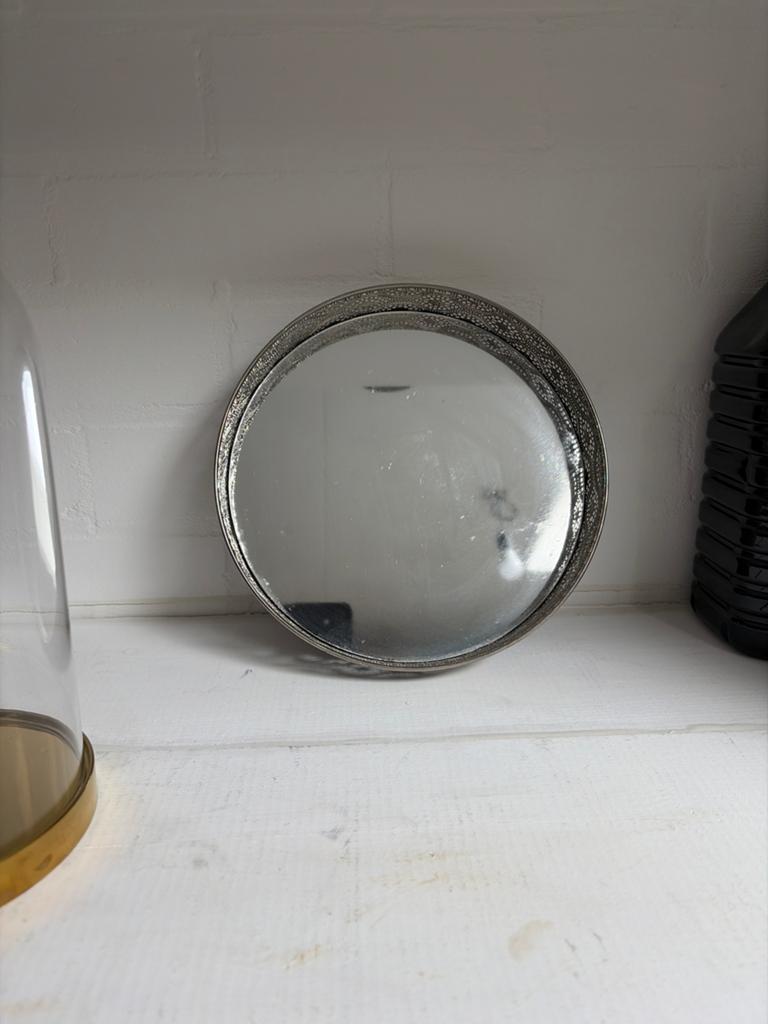 Decoratief dienblad met spiegel, rond, metaal diameter 25 cm, Ophalen of Verzenden, Zo goed als nieuw