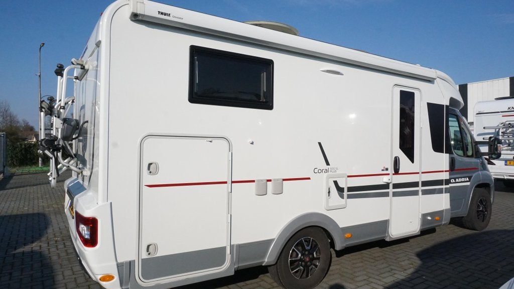 Adria Coral Plus 600 SL Automaat, Automaat, Ringverwarming, Bedrijf, Tot en met 3