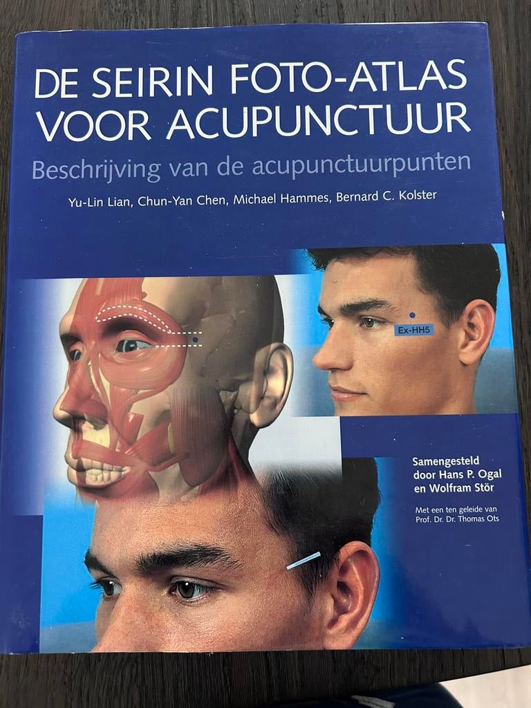 Seirin foto atlas voor acupunctuur. ISBN: 3-8290-2998-5, Boeken, Studieboeken en Cursussen, Ophalen of Verzenden, Beta, Zo goed als nieuw