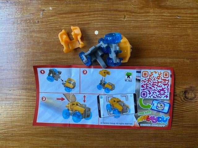 racing figuurtje vc182 uit ferrero surprise eieren, Ophalen of Verzenden, Zo goed als nieuw