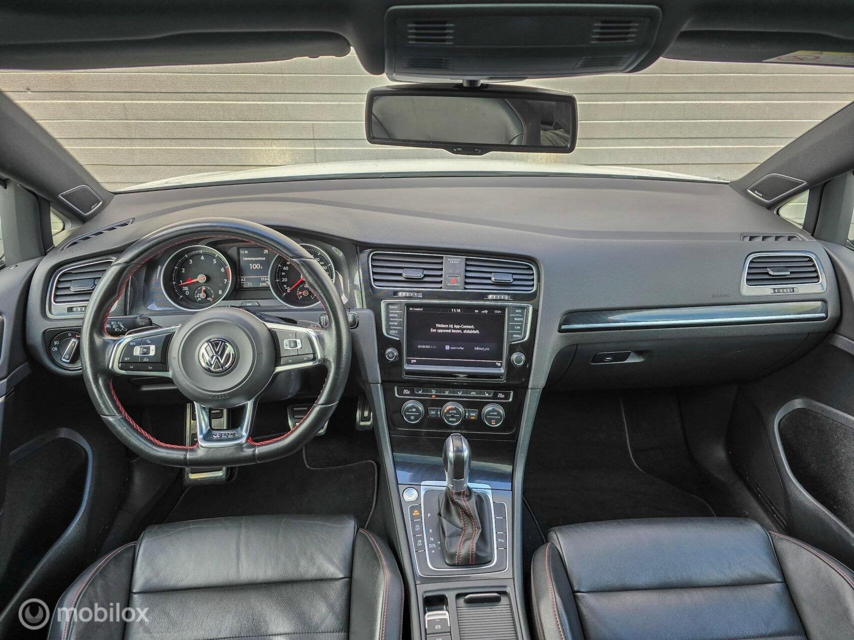 VOLKSWAGEN GOLF 2.0 GTI PERFORMANCE/PANO/LEER/DYN/CARPLAY, Auto's, Gebruikt, 4 cilinders, 1984 cc, Wit