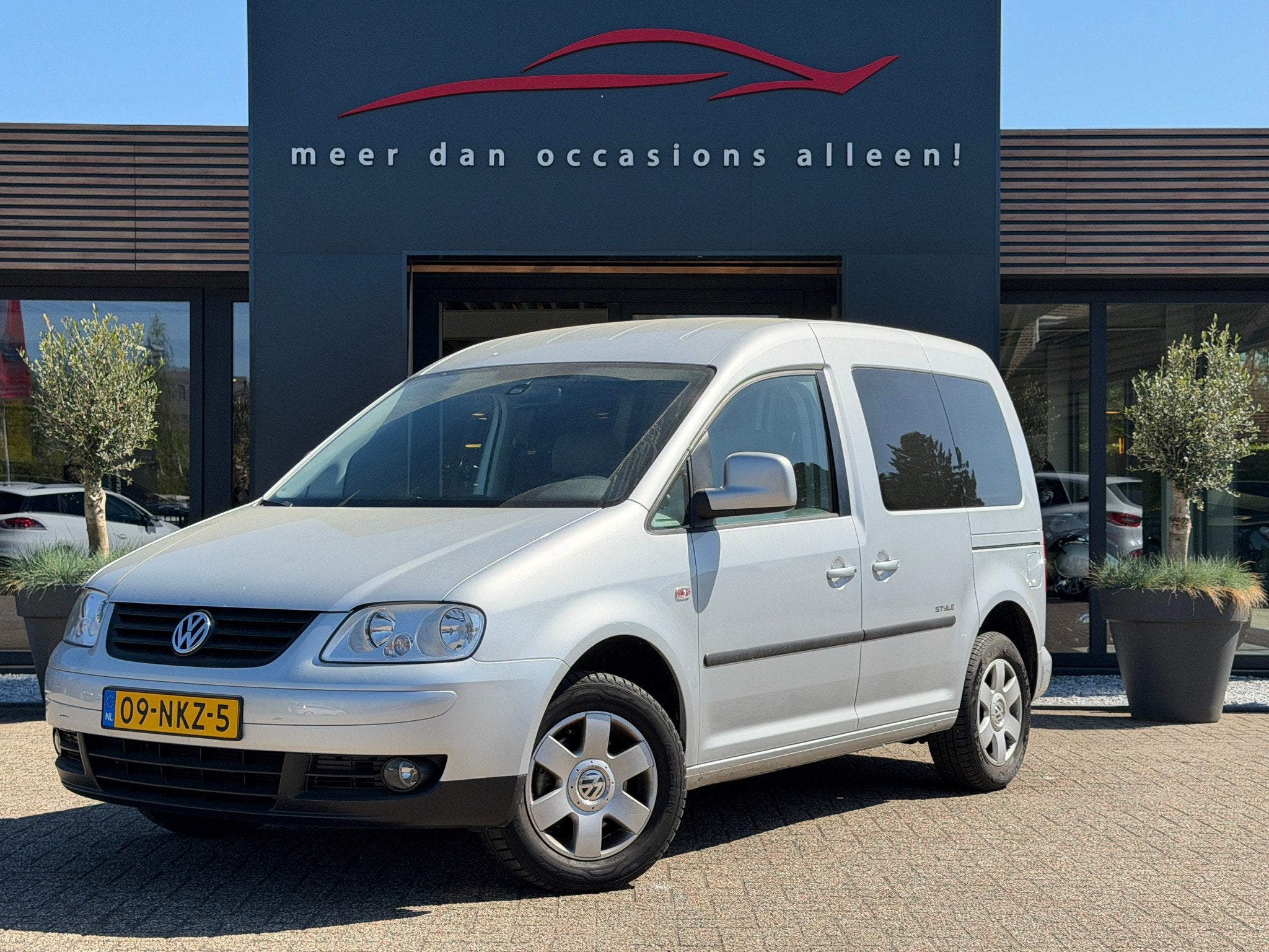 Volkswagen Caddy Rolstoelauto Rolstoelauto (bj 2009), Voorwielaandrijving, Gebruikt, Overige modellen, 4 stoelen