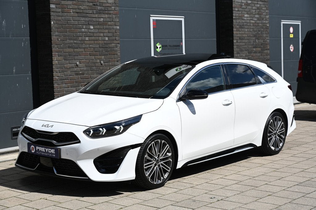 Kia ProCeed 1.5 T-GDi GT-PlusLine Panoramadak Automaat, JBL,, Auto's, Kia, 1325 kg, Euro 6, 4 cilinders, 610 kg
