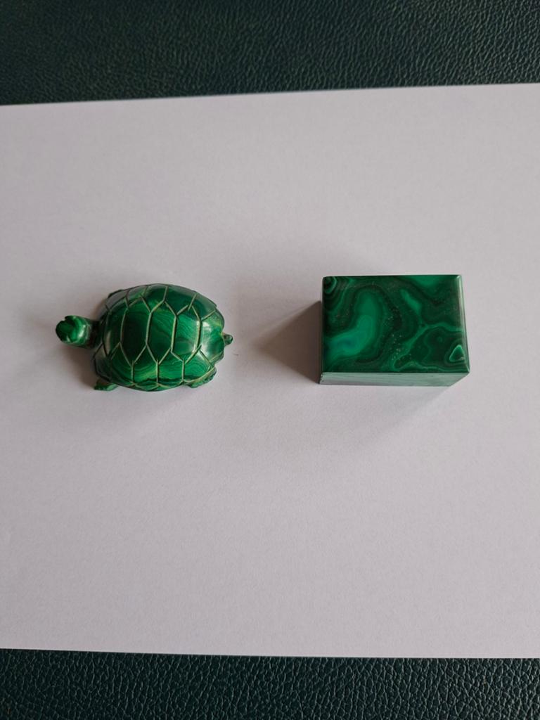 Klein malachiet doos en schildpad, Ophalen of Verzenden, Zo goed als nieuw, Dier