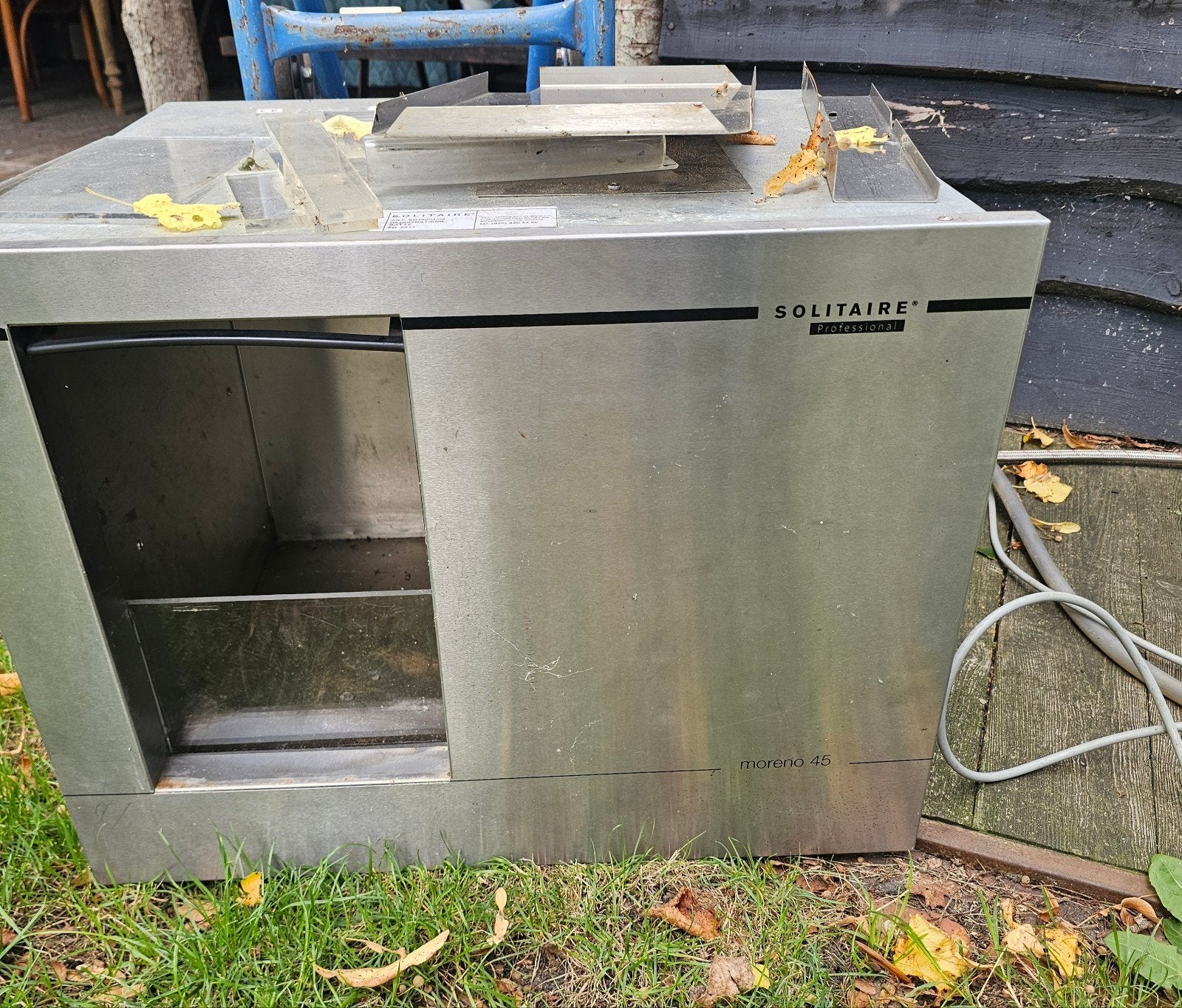 Solitaire Moreno 45 RVS IJsblokjesmachine (Bosch/Siemens), Ophalen