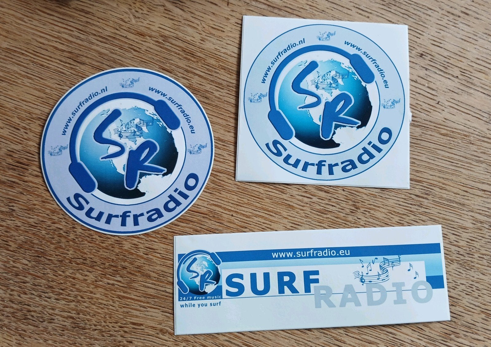 Stickers Radio Surf Radio eu, Ophalen of Verzenden, Zo goed als nieuw, Film, Tv of Omroep