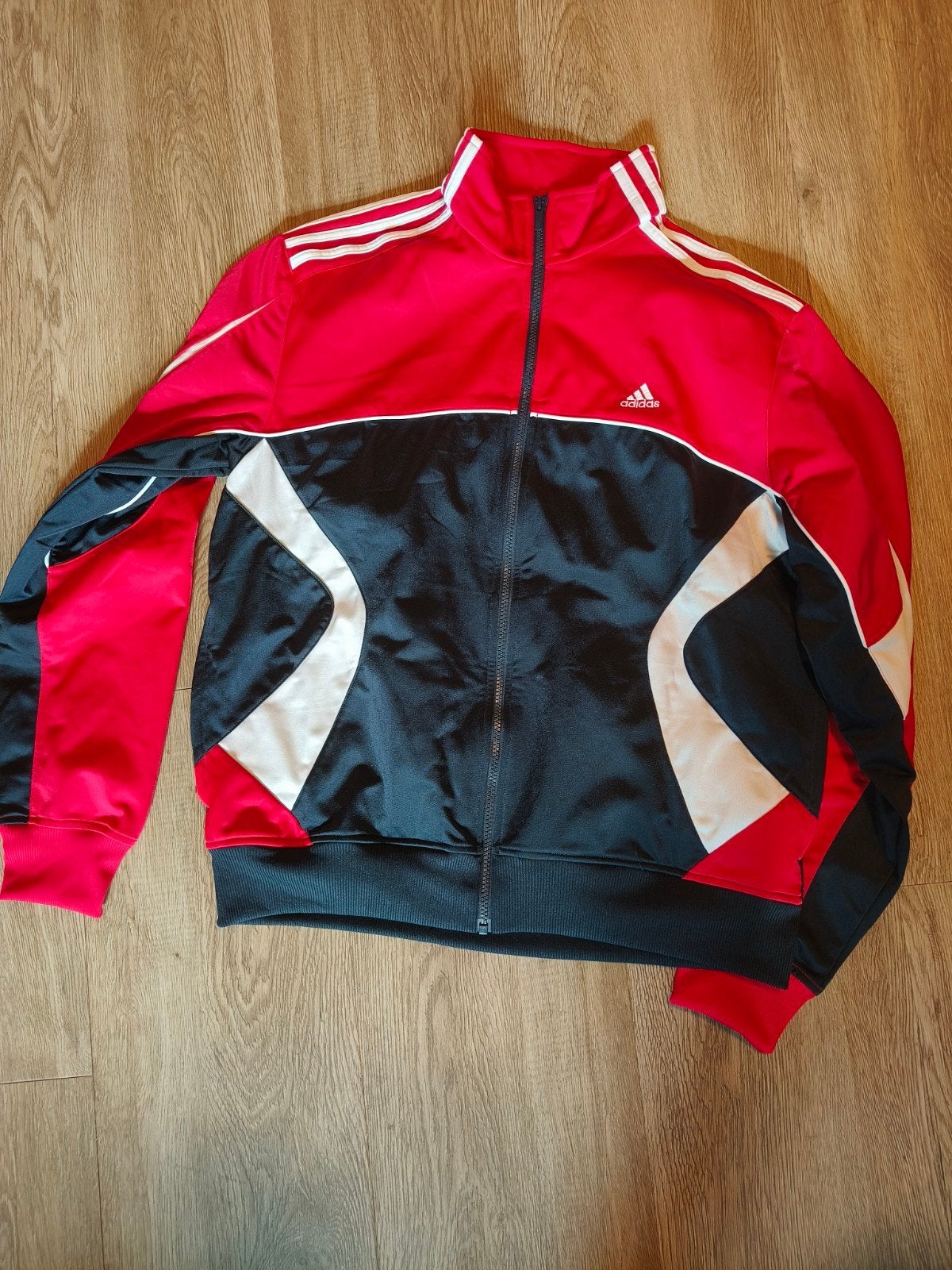 Adidas trainingsjack maat L (44/46) zo goed als nieuw, Maat 52/54 (L), Meerkleurig, Ophalen of Verzenden, Zo goed als nieuw