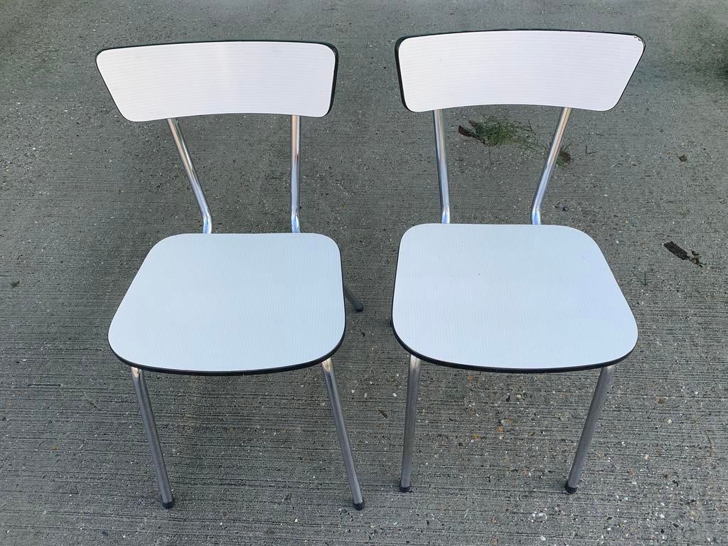 2 Vintage jaren ’60 keukenstoelen, Ophalen, Huis en Inrichting
