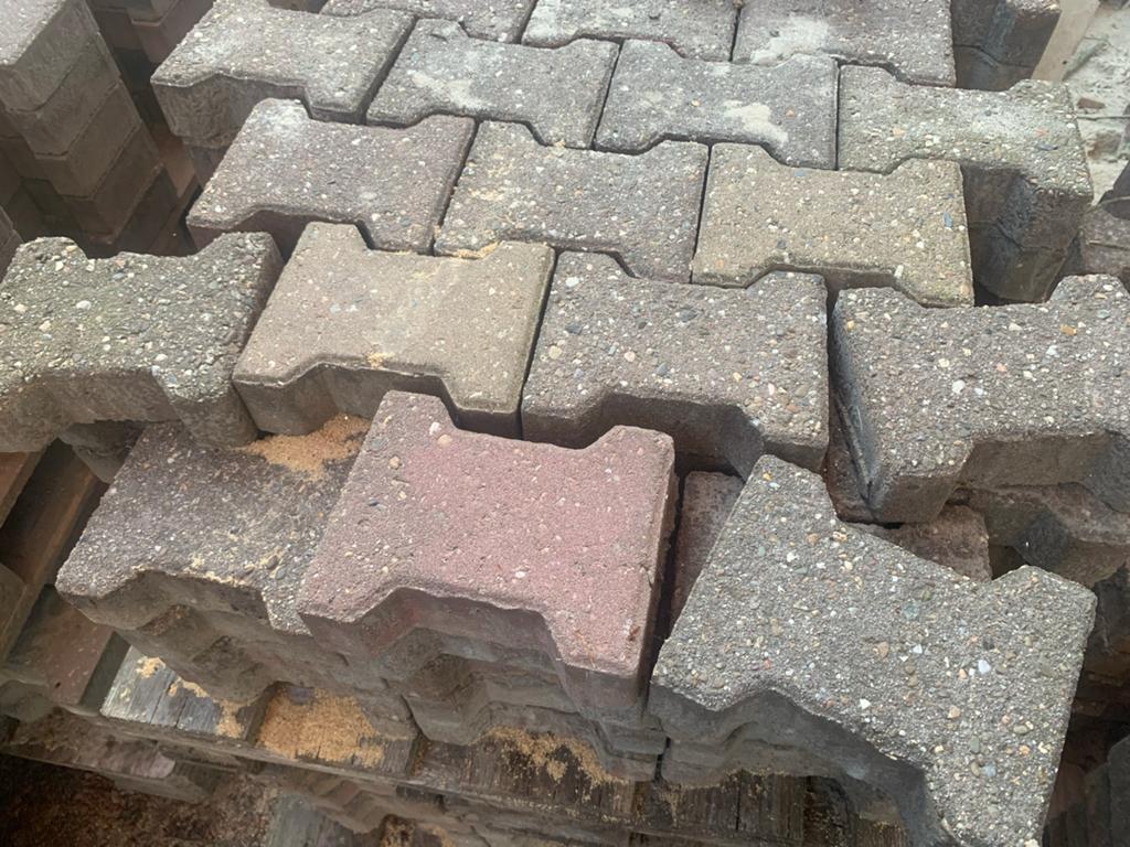 H-klinkers - Gebruikte betonklinkers voor bestrating, Tuin en Terras, Ophalen, Gebruikt, Klinkers, 10 m² of meer