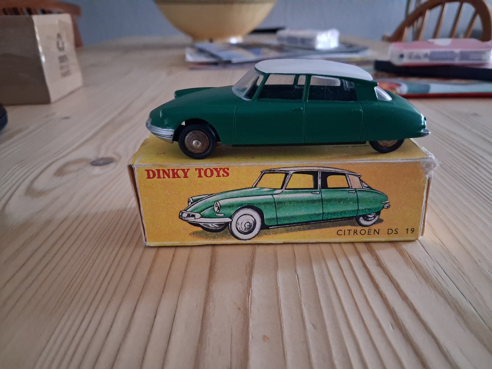 Dinky Toys citroen ds France, Ophalen of Verzenden, Auto, Overige merken