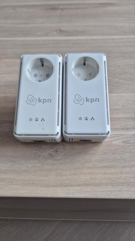 KPN Streamnet Netwerkadapters (2 stuks), Computers en Software, Netwerk switches, Gebruikt, Ophalen of Verzenden