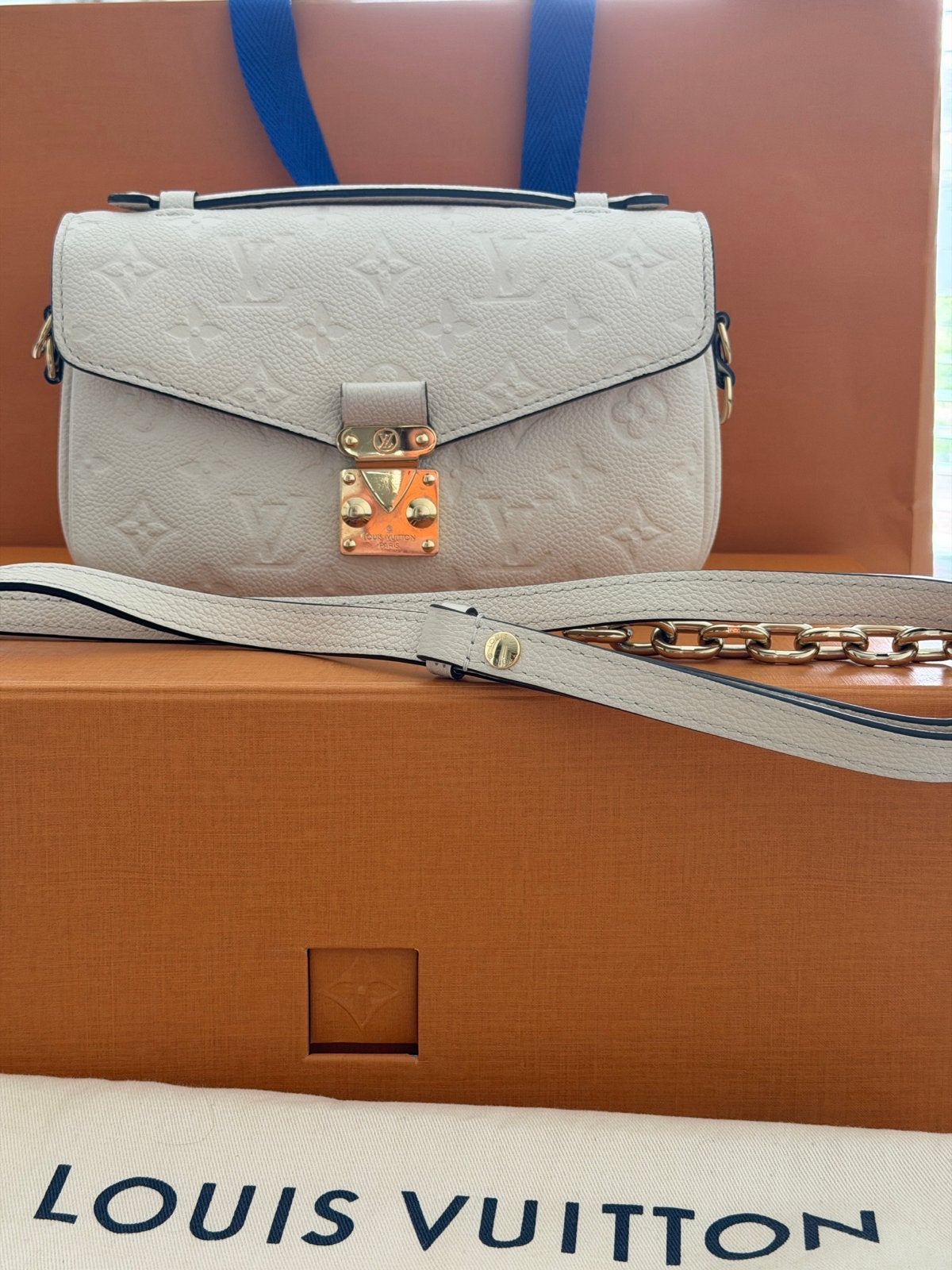 Louis Vuitton Pochette Métis East West Wit Leer Monogram, Ophalen of Verzenden, Gebruikt, Wit, Schoudertasje