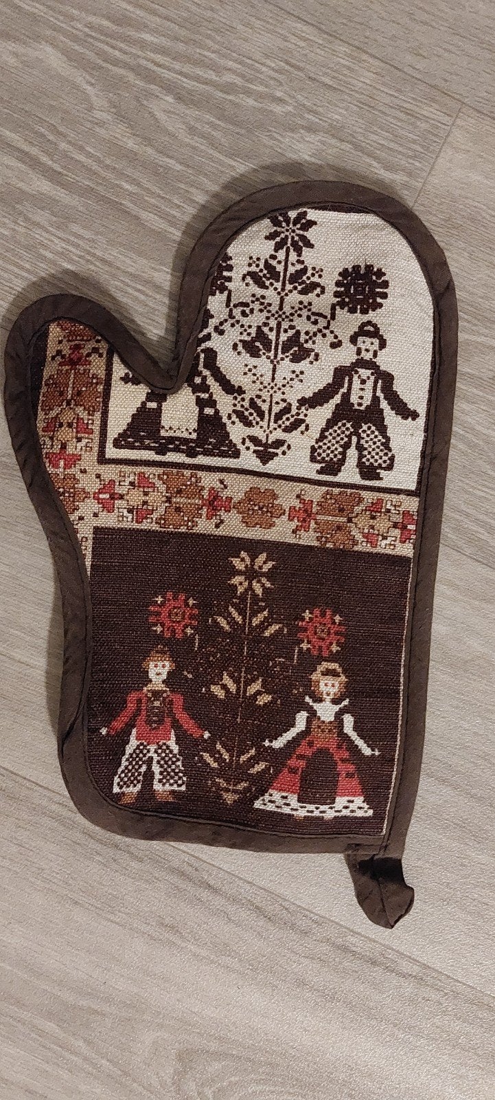 Nieuwe retro ovenwant met folkloristisch patroon, Overige typen, Nieuw, Ophalen of Verzenden, Overige materialen