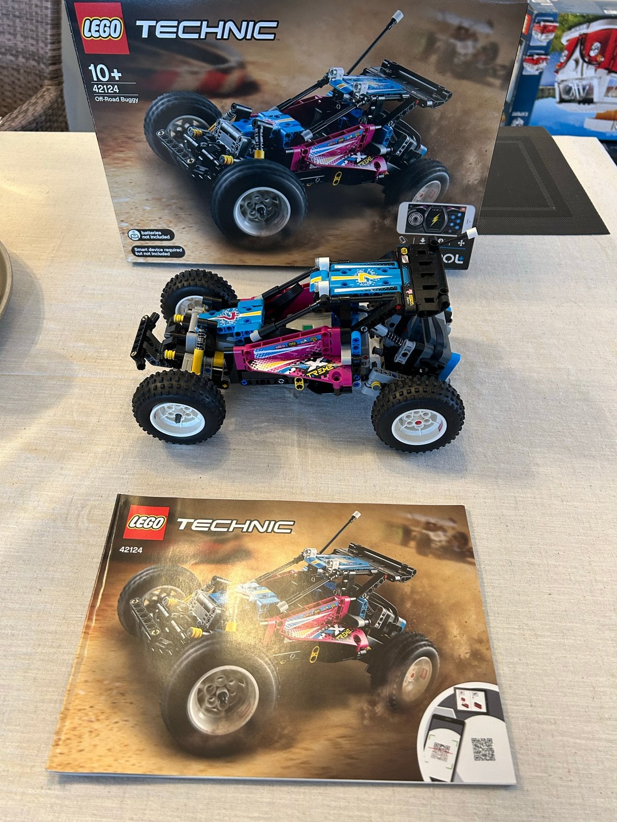 Lego Technic 42124 Off-Road Buggy met afstandsbediening, Lego, Ophalen of Verzenden, Zo goed als nieuw, Complete set