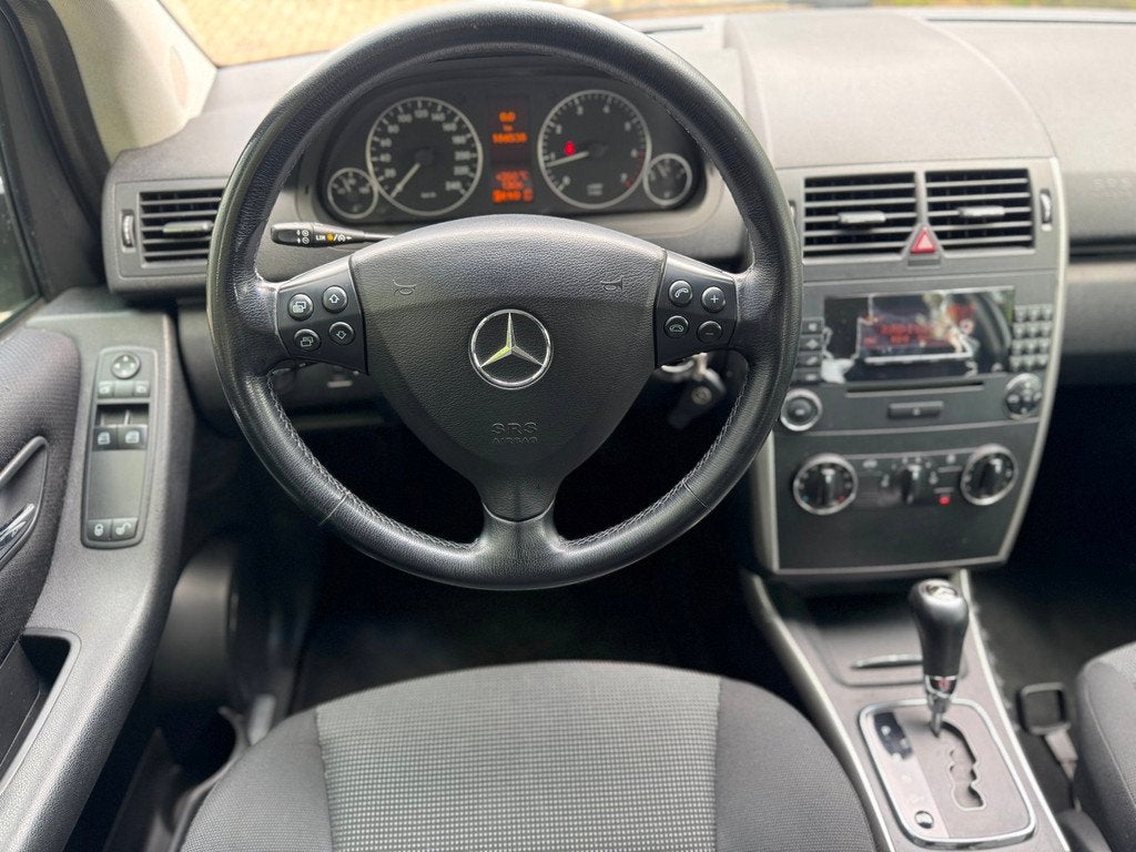 Mercedes-Benz A-klasse A150 Polar STAR Automaat NWE APK 5drs, Auto's, Mercedes-Benz, Traction-control, Zwart, Origineel Nederlands
