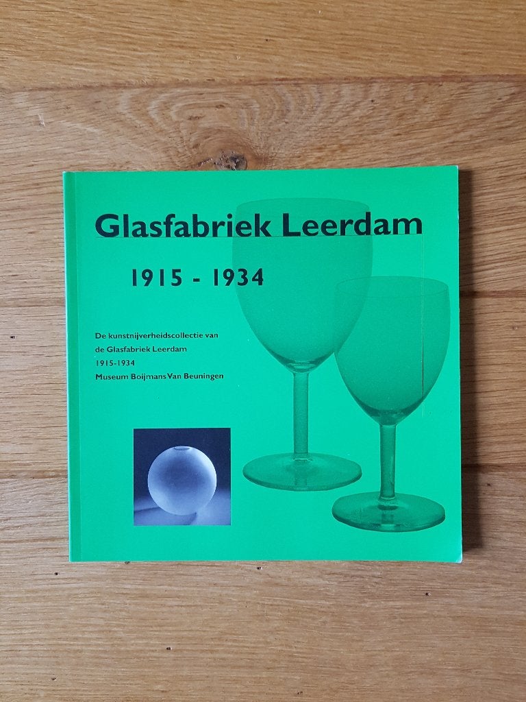 glasfabriek Leerdam 1915- 1934, Ophalen of Verzenden, Zo goed als nieuw, Overige onderwerpen