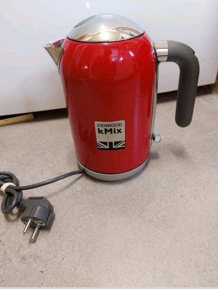Kmix kenwood rood waterkoker  tekoop, 1 tot 2 liter, Ophalen of Verzenden, Gebruikt