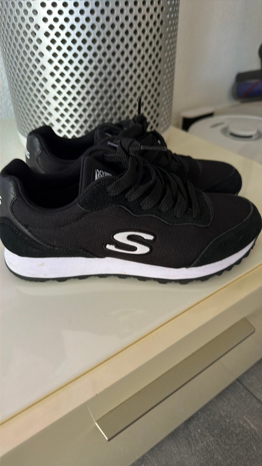 Skechers, Ophalen of Verzenden, Zo goed als nieuw, Schoenen