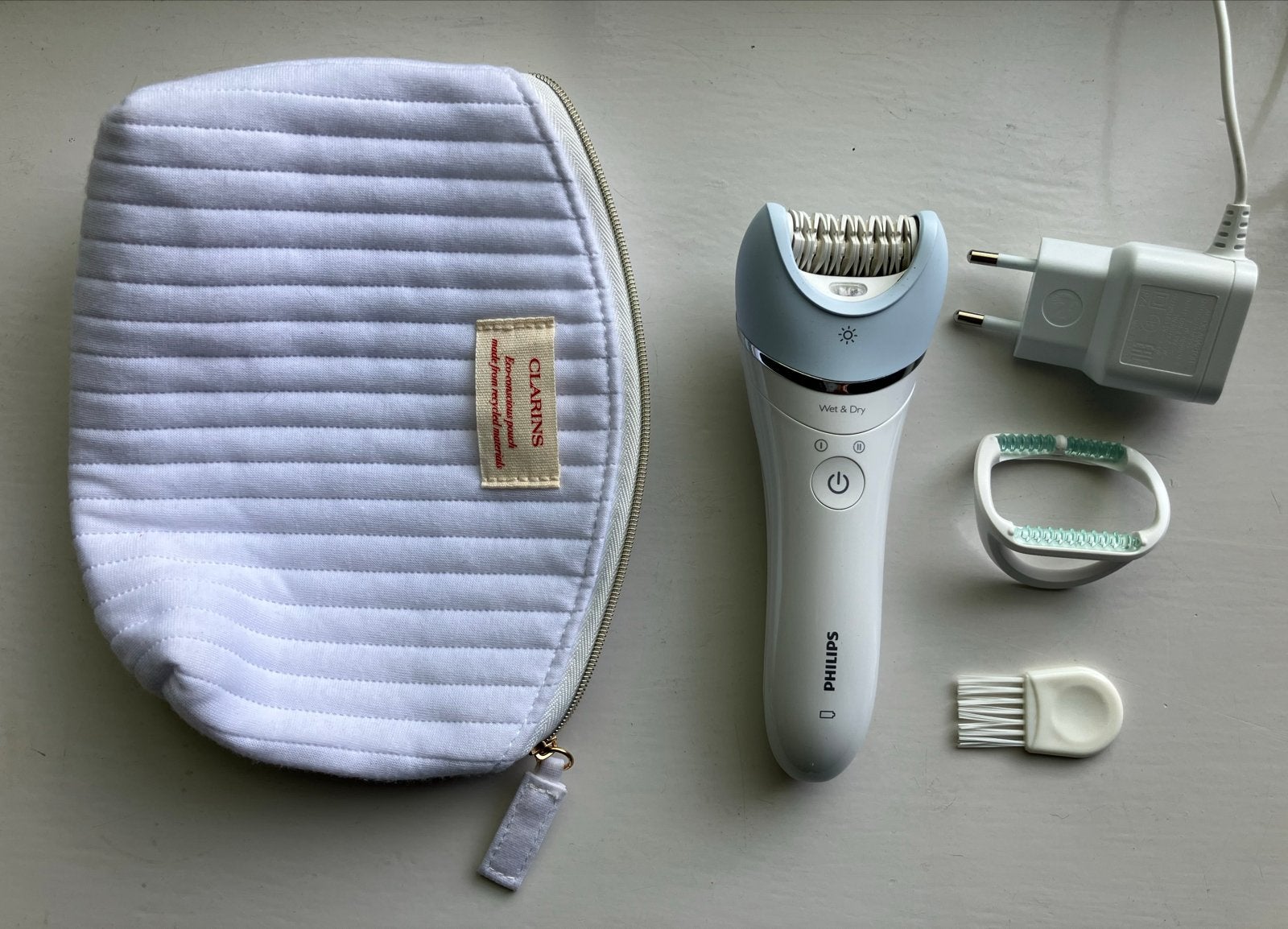 Philips BRE610 Wet & Dry Epilator met Clarins etui, Ophalen of Verzenden, Zo goed als nieuw, Scheren en Epileren