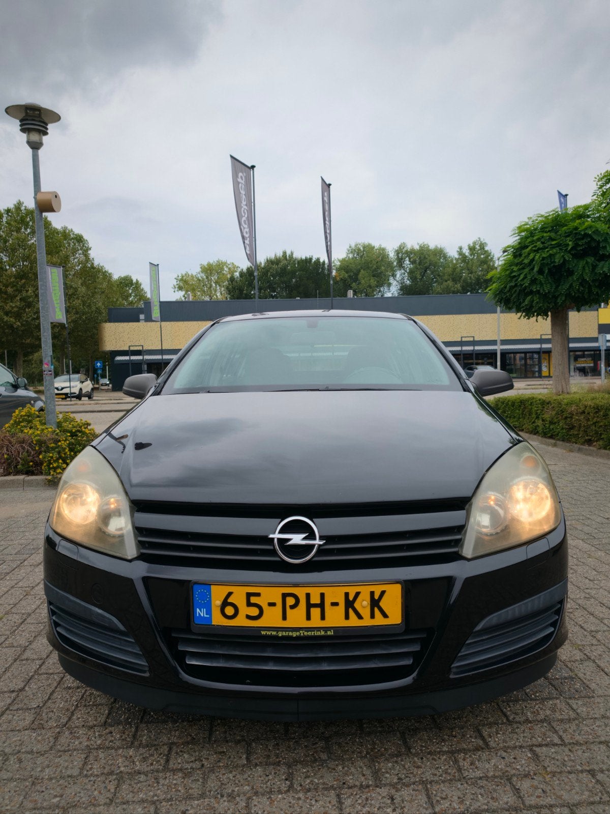 Opel Astra 1.4 16V 5D 2004 Zwart, Auto's, Voorwielaandrijving, 4 cilinders, Handgeschakeld, 1364 cc