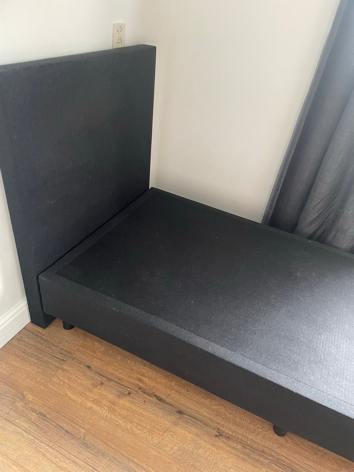 Boxspring 90x200cm - Eenpersoonsbed met hoofdbord, Ophalen, 90 cm, Eenpersoons, Zwart