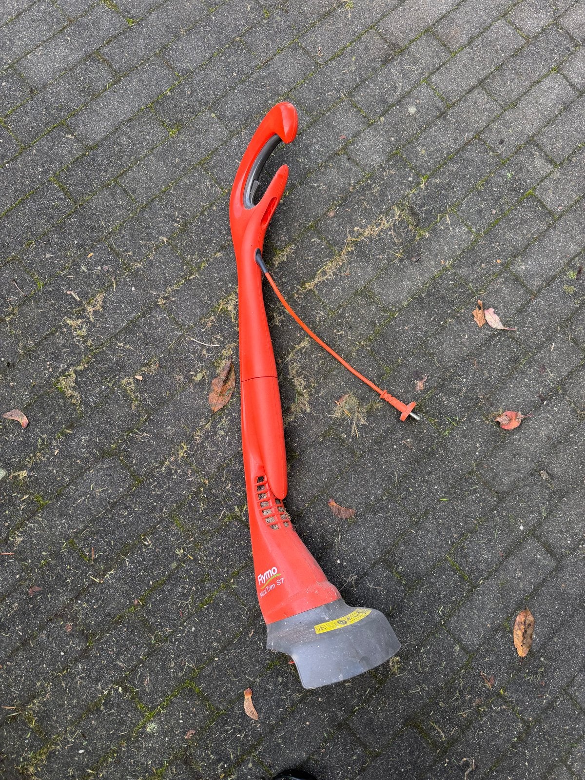 Flymo Mini Trim ST Grastrimmer - Perfect voor kleine tuinen, Tuin en Terras, Ophalen of Verzenden, Zo goed als nieuw, 10 tot 30 cm