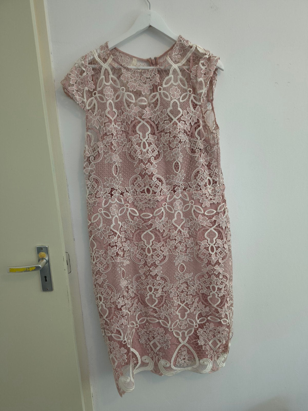 Phase Eight Kanten Jurk Roze/Wit Maat 46/48, Maat 46/48 (XL) of groter, Ophalen of Verzenden, Phase Eight, Knielengte