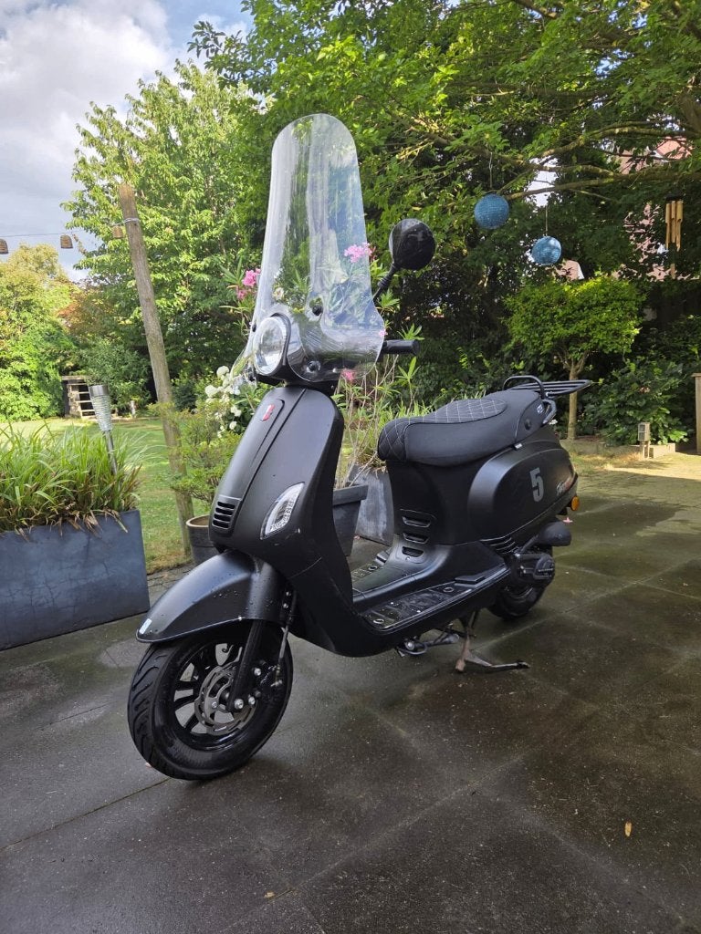 GTS Toscana uit juni 2020. Geel kenteken., Fietsen en Brommers, Brommers | Overige merken, Gebruikt, Maximaal 45 km/u, 1 versnellingen
