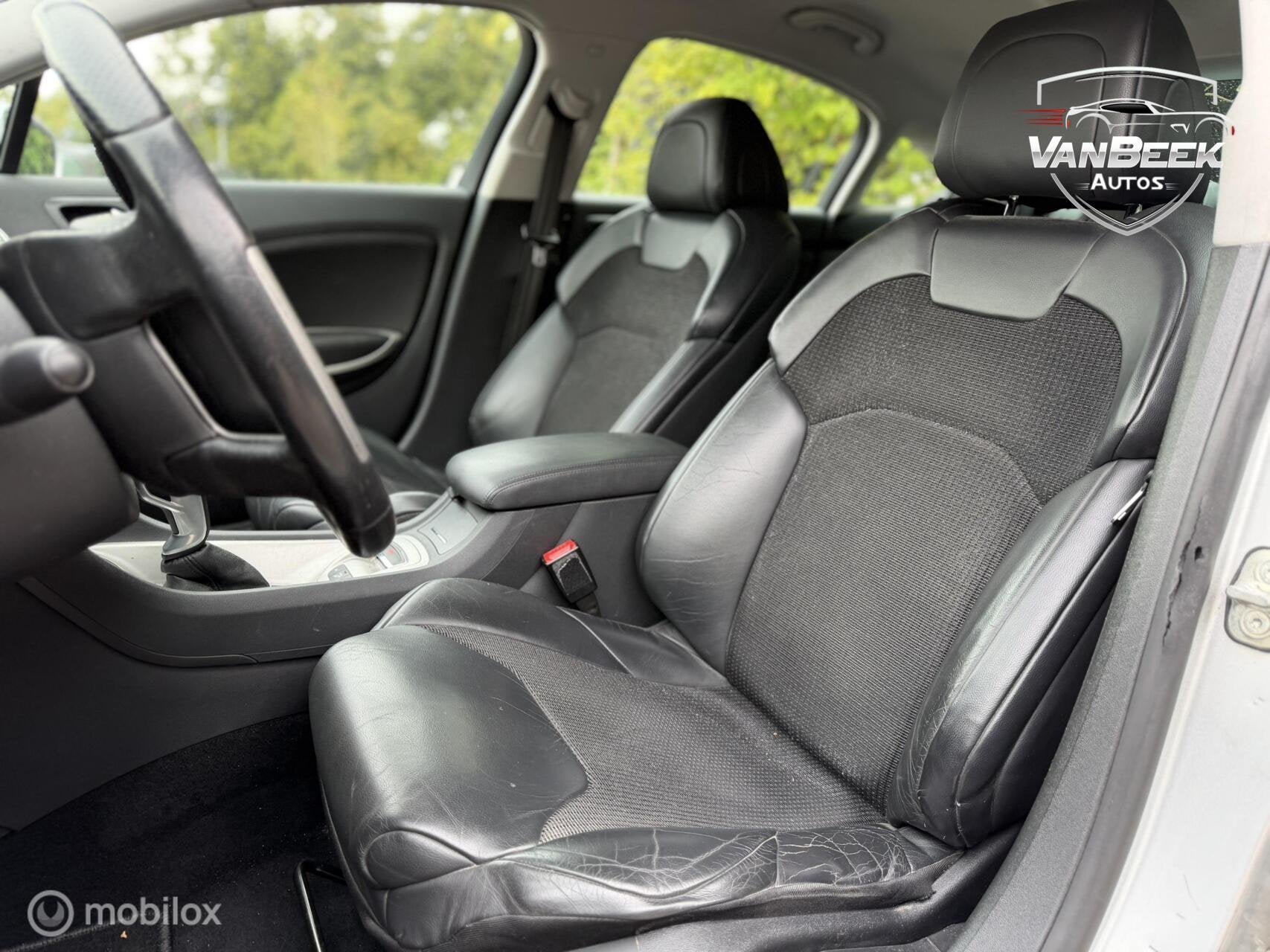 Citroen C5 2.0 16V Ligne Business Automaat Beurt, Gebruikt, 4 cilinders, Bedrijf, 1558 kg
