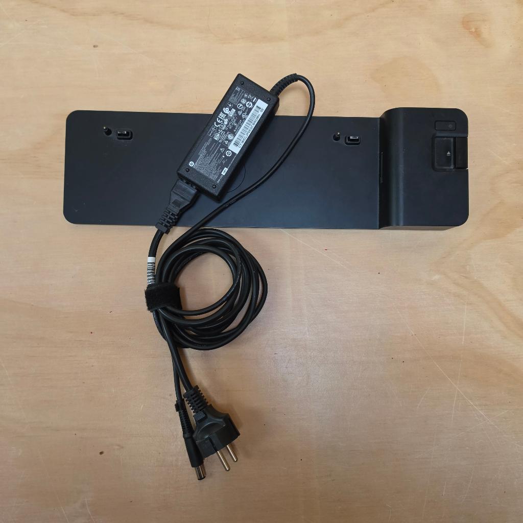 HP 2013 UltraSlim Docking Station Inclusief originele lader, Hp, Ophalen of Verzenden, Docking station, Gebruikt