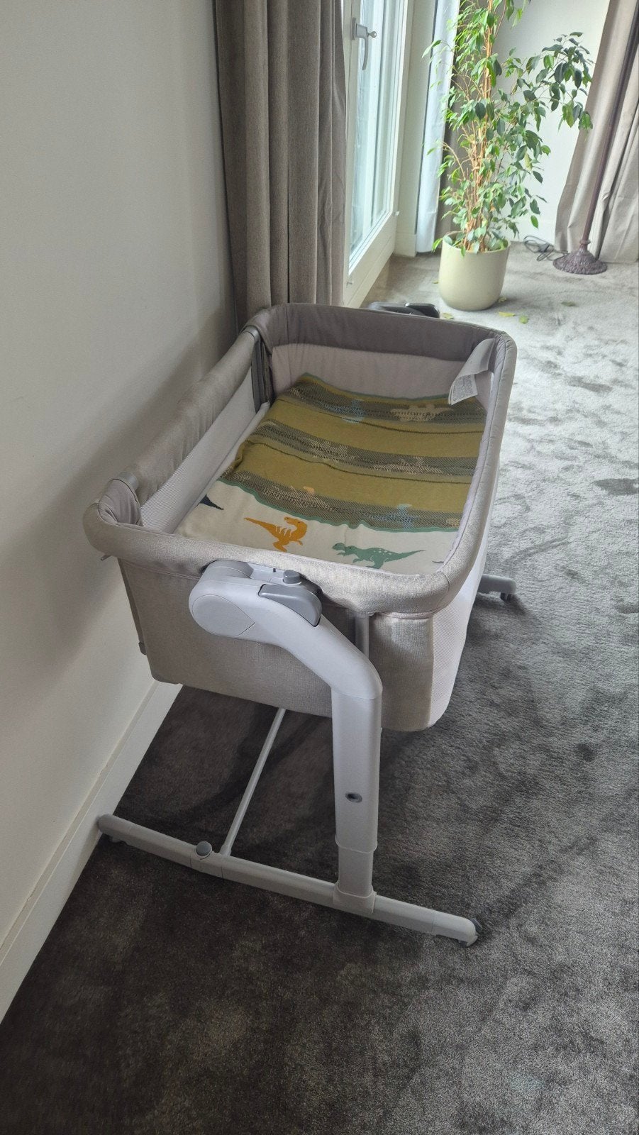 Chicco Next2Me Magic Evo Co-Sleeper - Desert Taupe, Ophalen, Zo goed als nieuw, Wieg