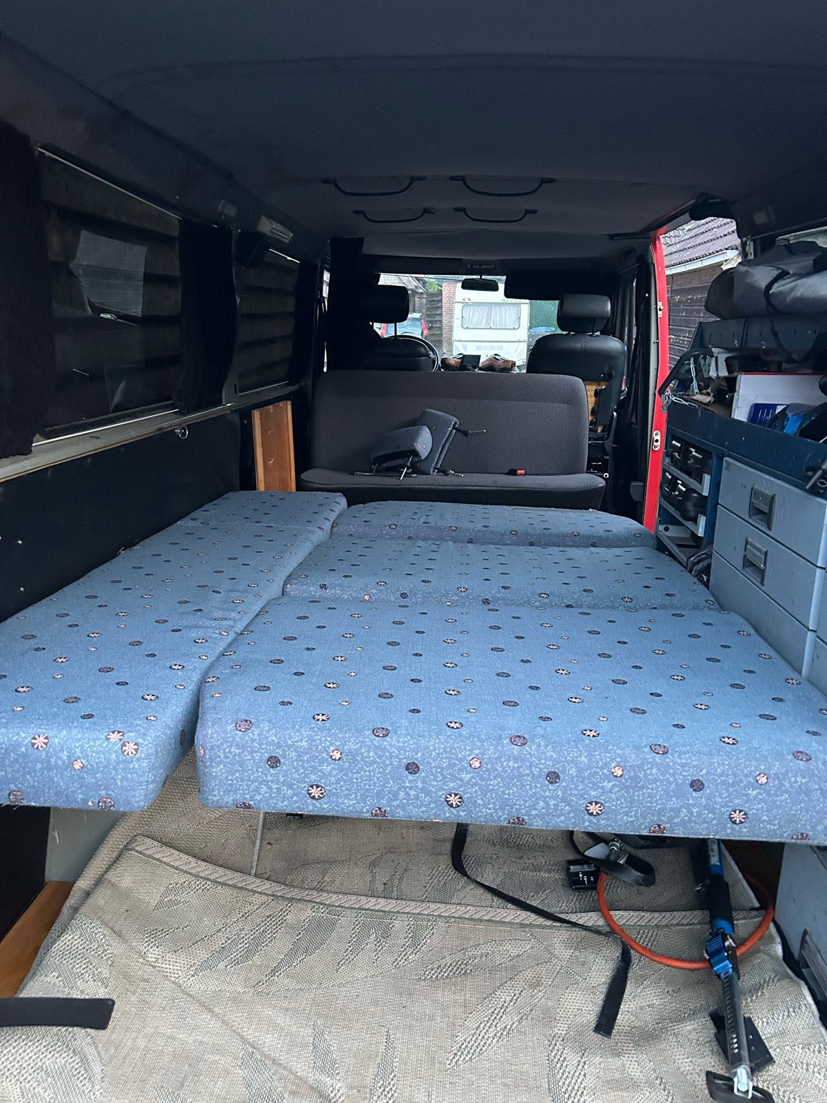 Camper slaapbank 200x140 cm - Ideaal voor buscamper, Ophalen, Gebruikt