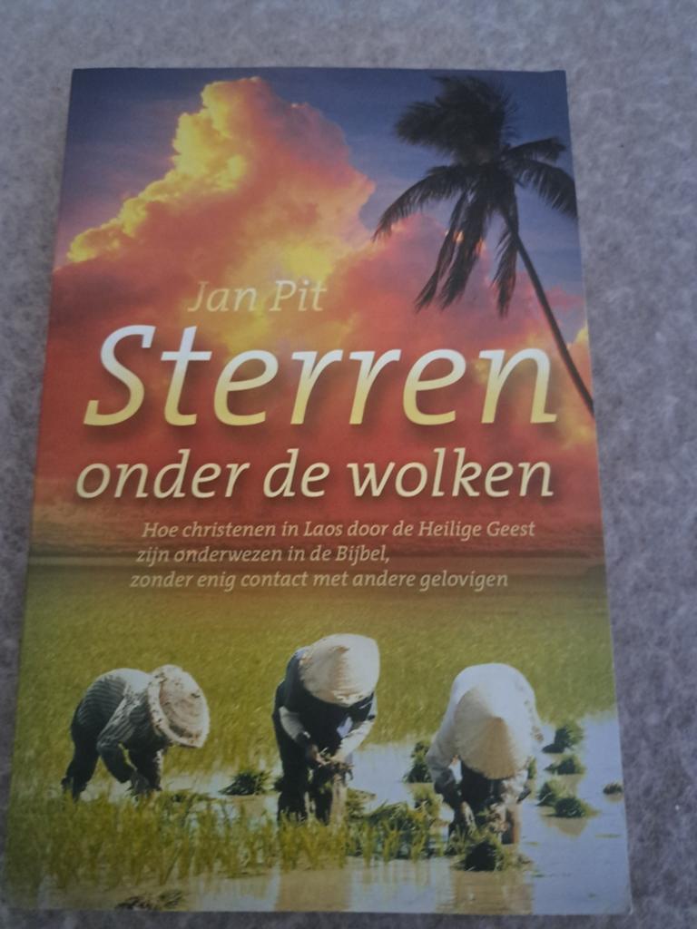 Sterren onder de wolken - Jan Pit (Gideon Boek), Ophalen of Verzenden, Zo goed als nieuw, Jan Pit, Christendom | Protestants