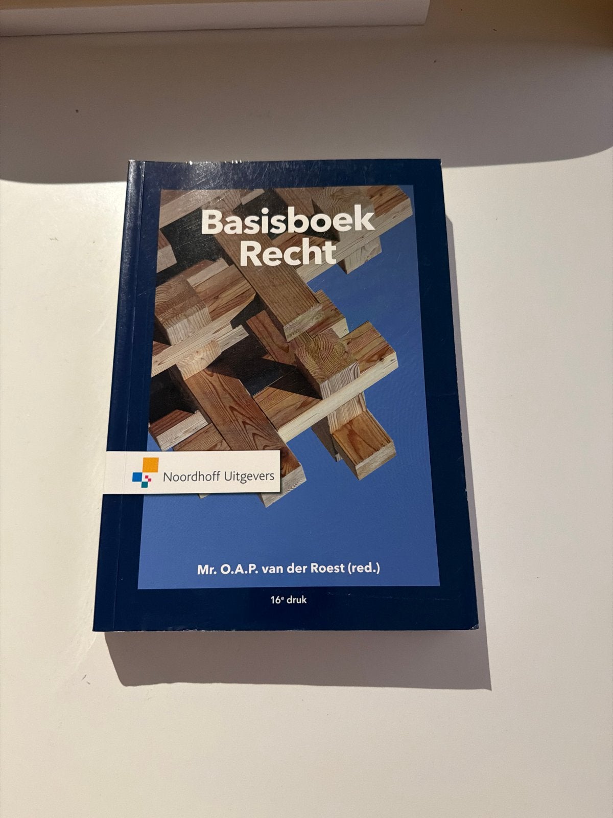 Basisboek Recht - Mr. O.A.P. van der Roest (red.), Ophalen of Verzenden, Gamma, Zo goed als nieuw, HBO