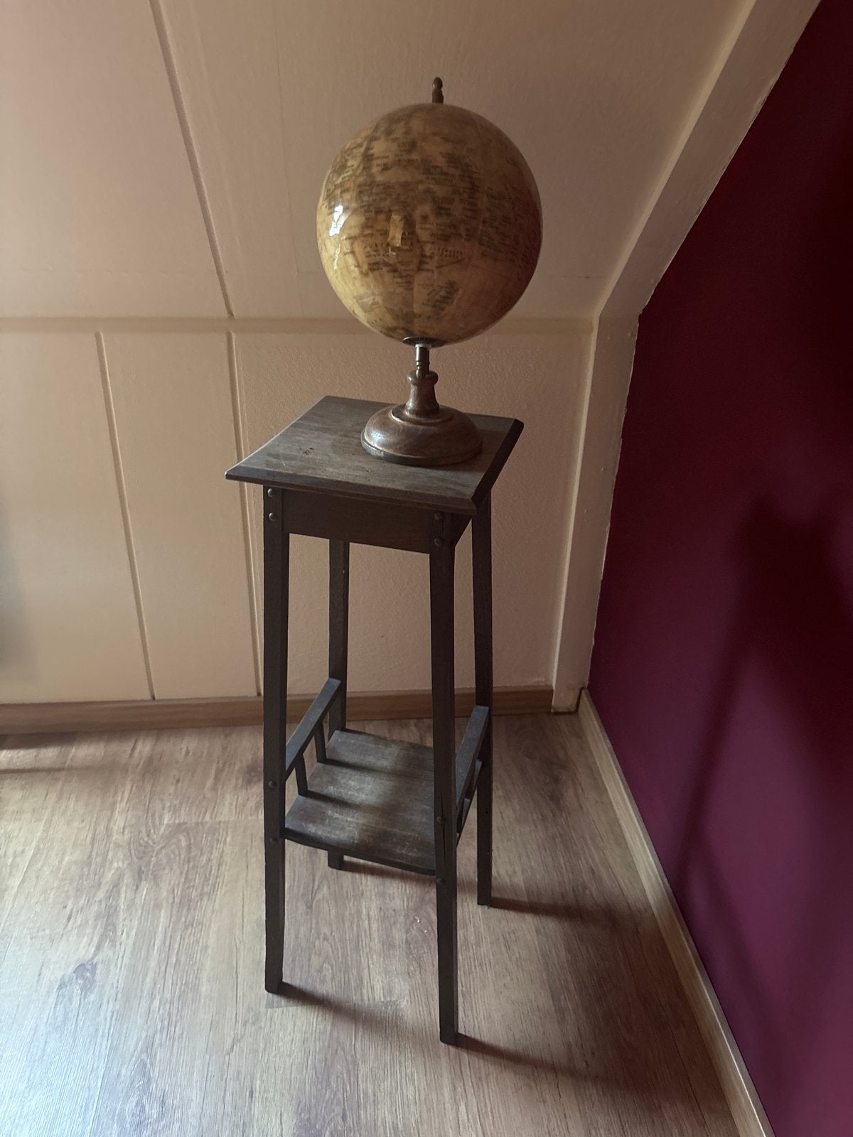 Antieke wereldbol op houten standaard, Antiek en Kunst, Ophalen