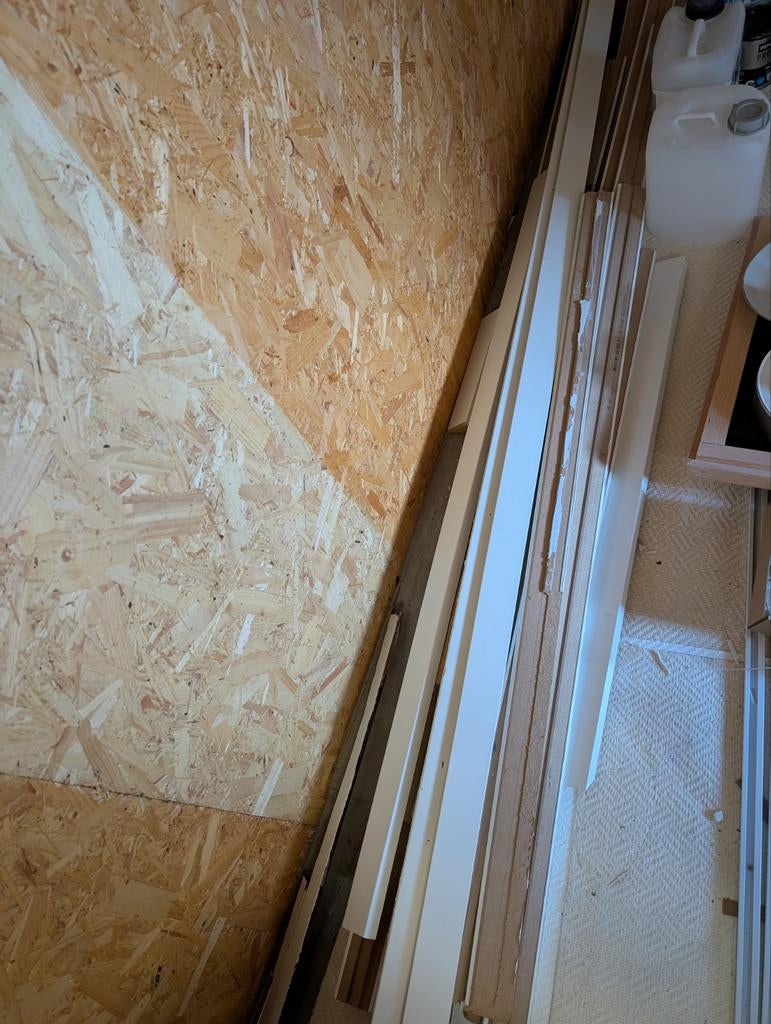 Diverse muurplinten - wit, MDF, Ophalen, Gebruikt, Mdf, 200 tot 250 cm