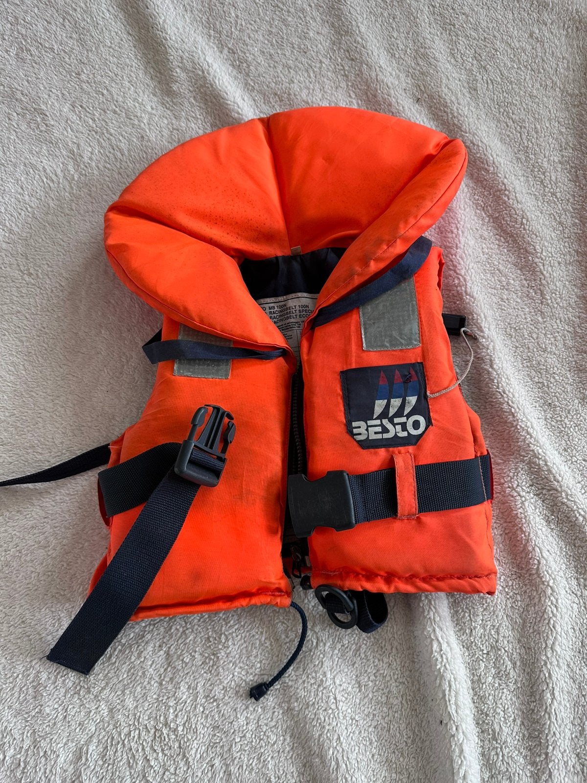 Reddingsvest van Besto voor kind van 15-20kg, Ophalen of Verzenden, Gebruikt, Kind, Reddingsvest of Zwemvest