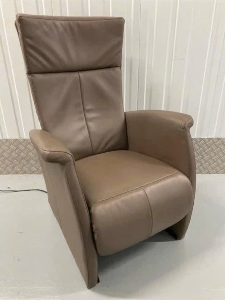 Relaxstoel met sta-op functie, leer, Maat M, Tiptoetsen izgs, Huis en Inrichting, Fauteuils, Ophalen, Zo goed als nieuw, 50 tot 75 cm