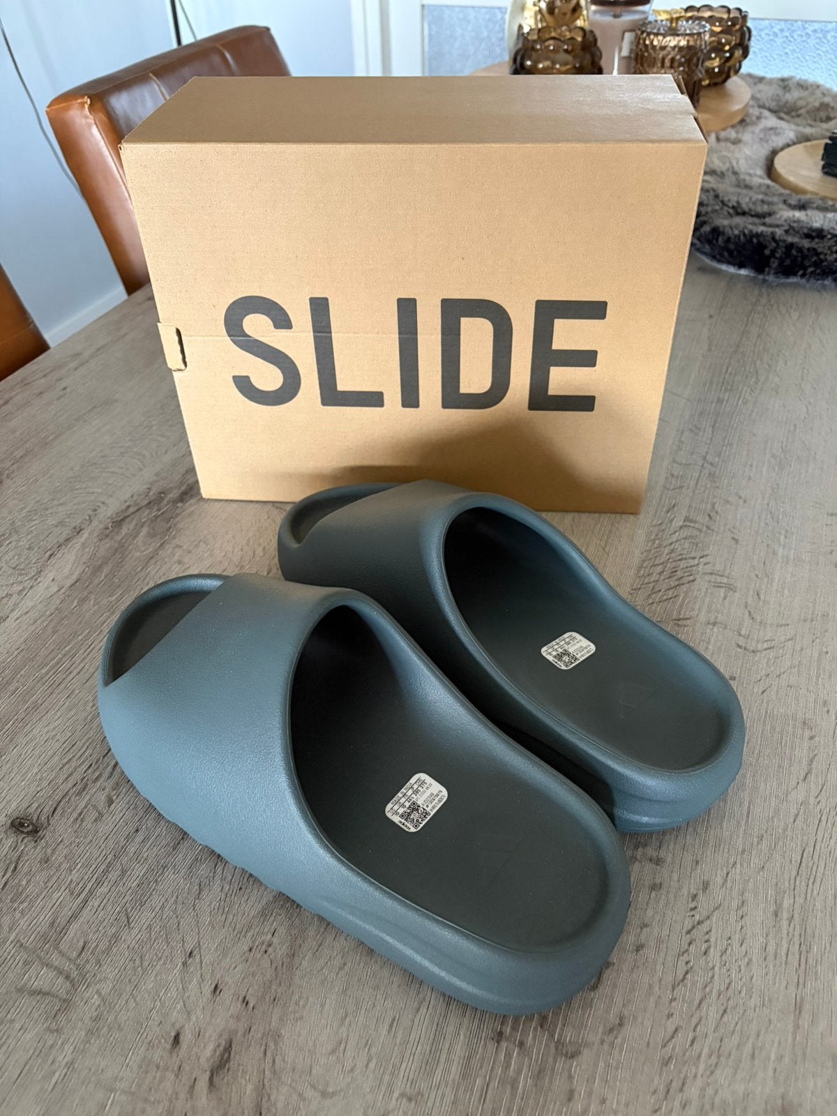 Yeezy slides, Kleding | Heren, Schoenen, Ophalen, Zo goed als nieuw, Overige kleuren
