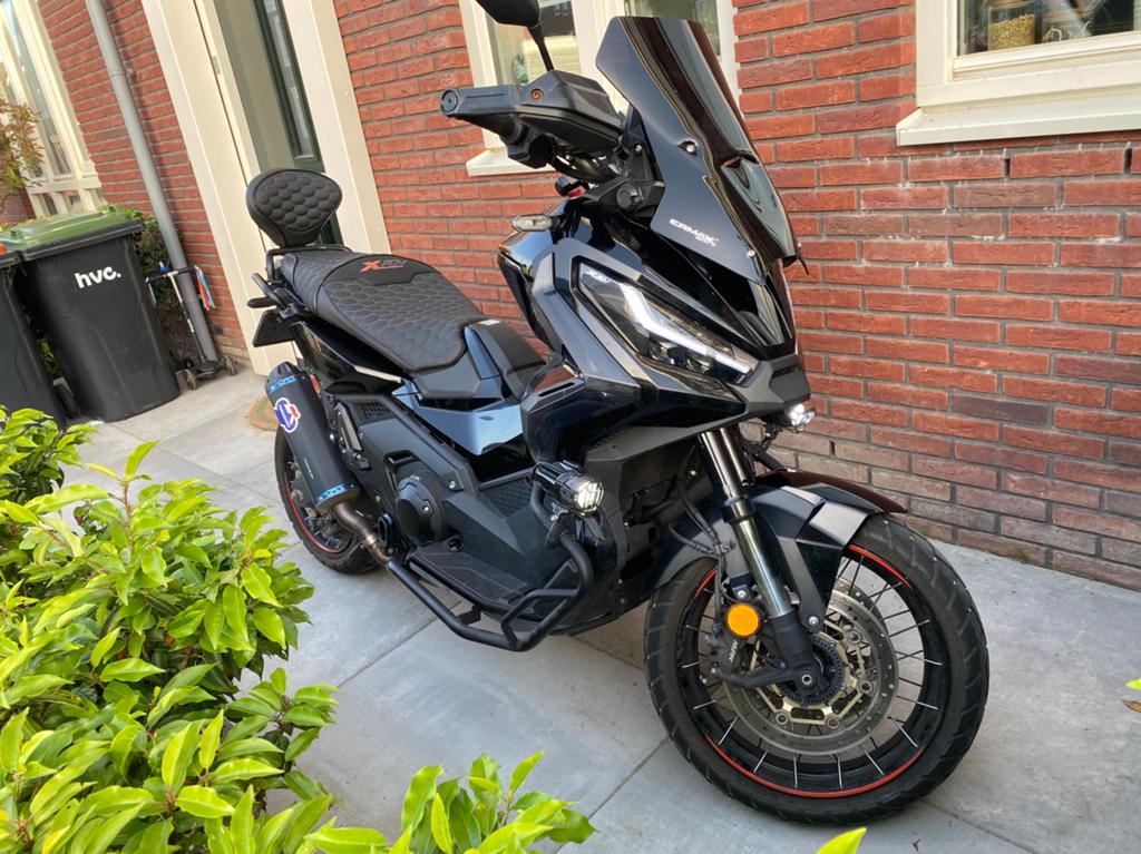 HONDA XADV 750 2021 Termignoni custumzadel handvatverwarming, 750 cc, Scooter, Occasion, Particulier