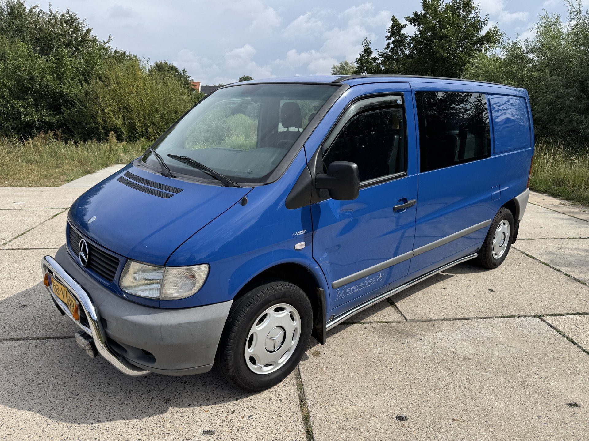 Mercedes-Benz Vito 110 D Turbo dubbele cabine trekhaak UNIEK, Auto's, Stof, Gebruikt, 4 cilinders, Blauw