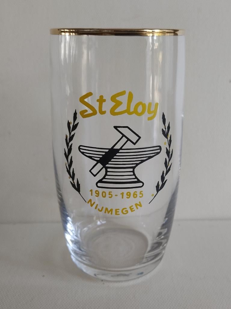 vintage bierglas St. Eloy Nijmegen (1965), Verzamelen, Ophalen of Verzenden, Zo goed als nieuw, Bierglas