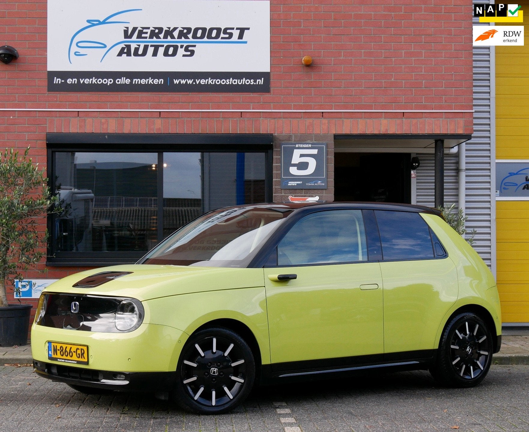 Honda E Advance 16" 360cam. pano. stoel/stuur verwarmincl bt, Auto's, Automaat, Gebruikt, 35 kWh, 4 stoelen